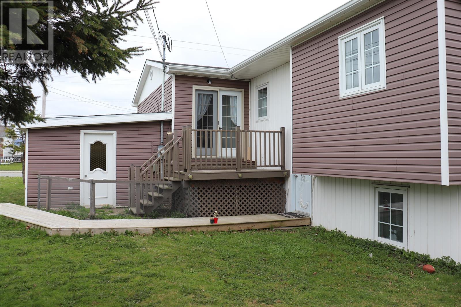 101 Queen Street Property Photo 2