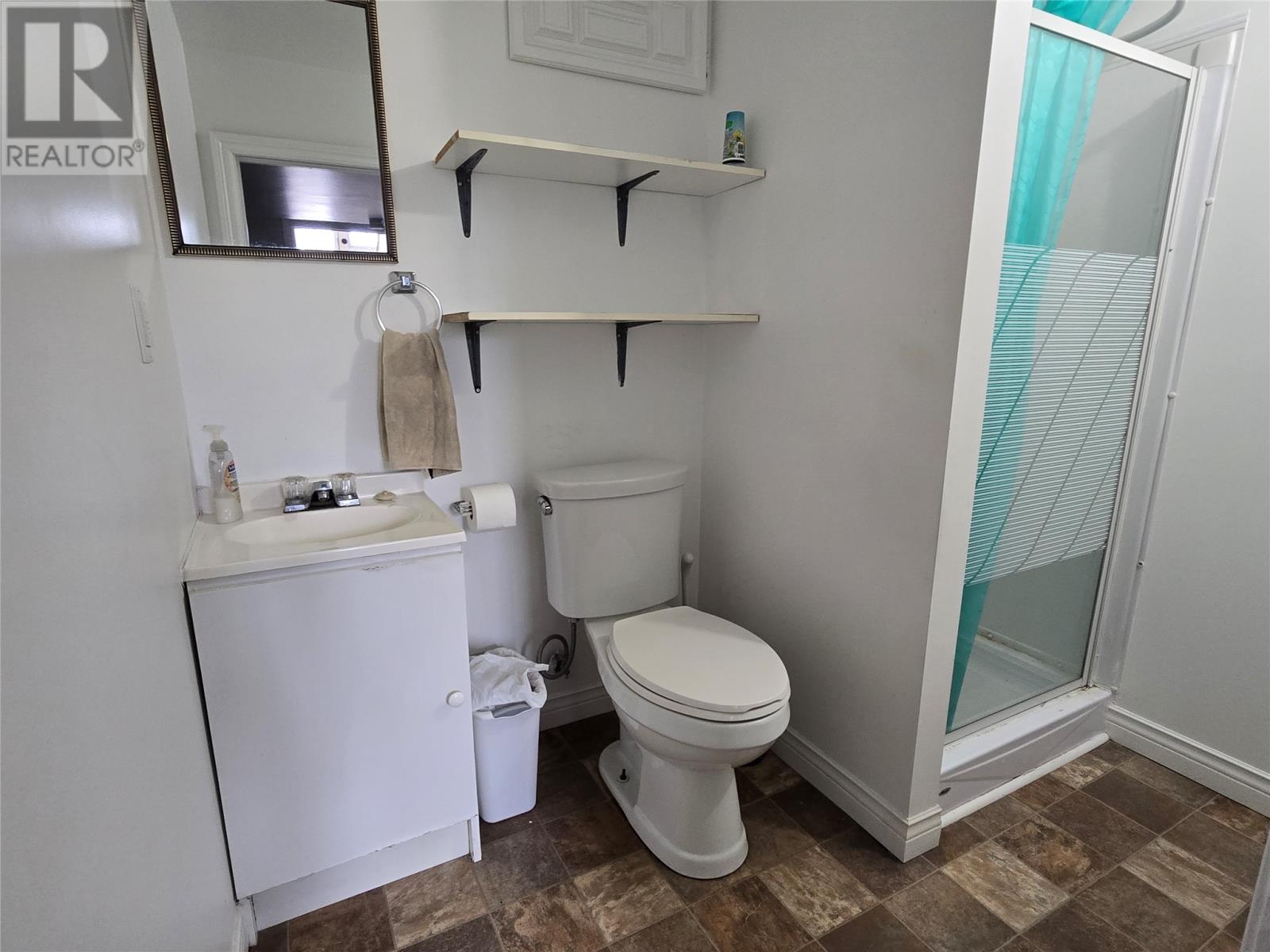 101 Queen Street Property Photo 23