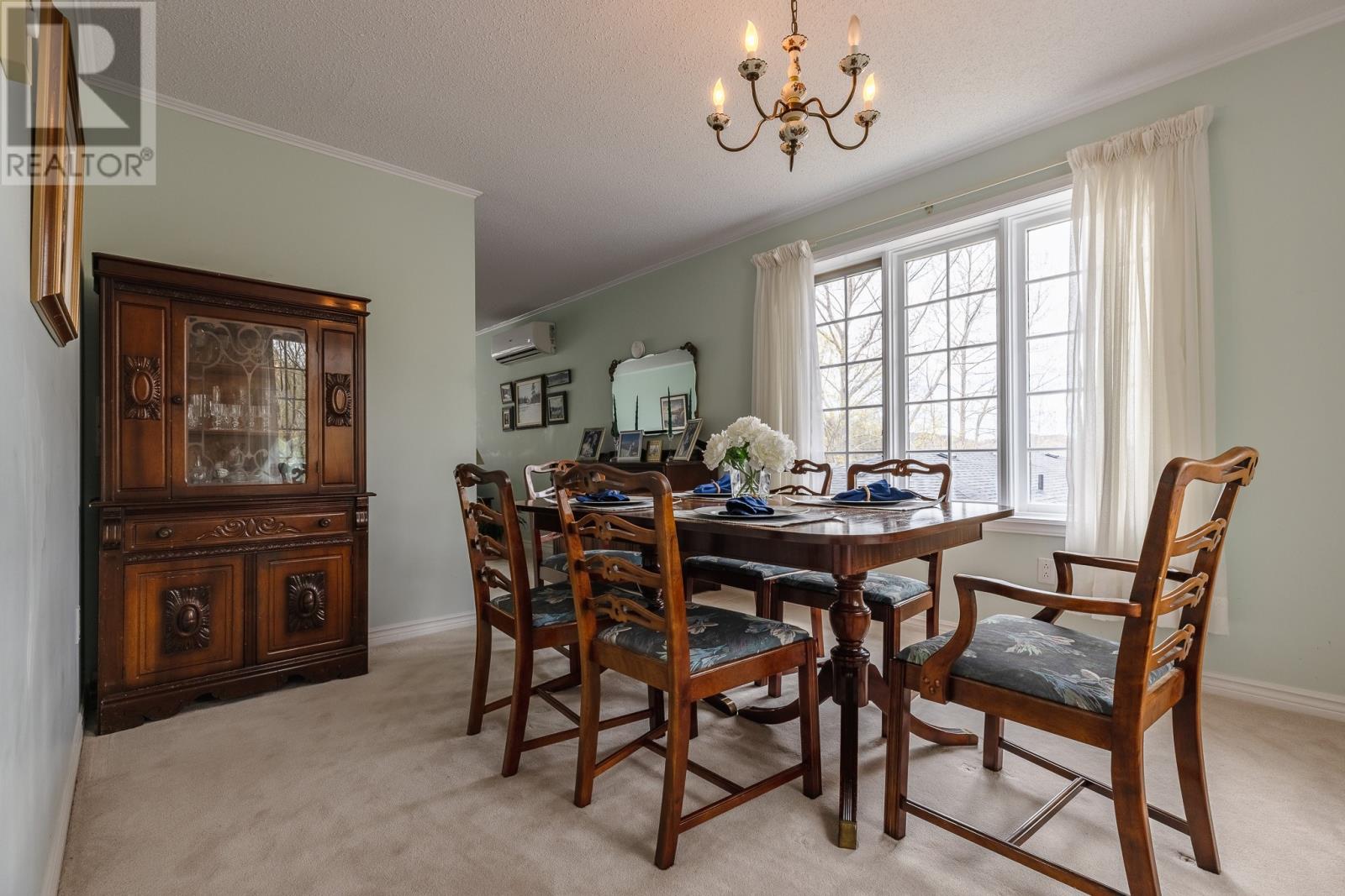 7 Viking Place Property Photo 6