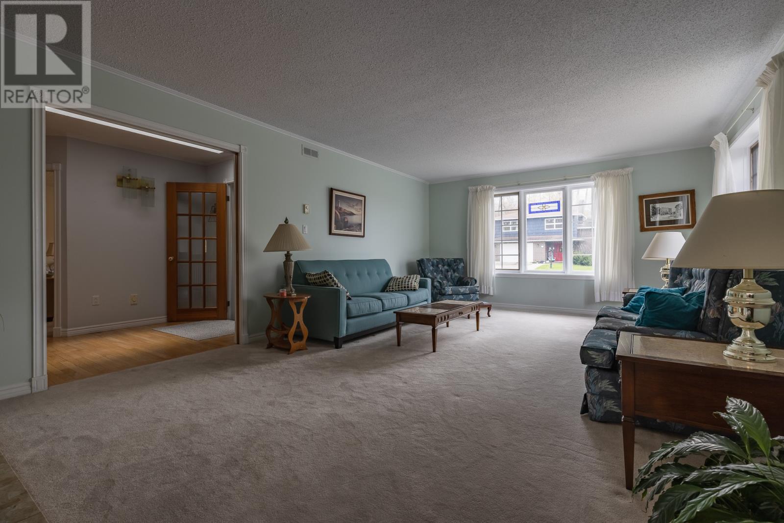 7 Viking Place Property Photo 9