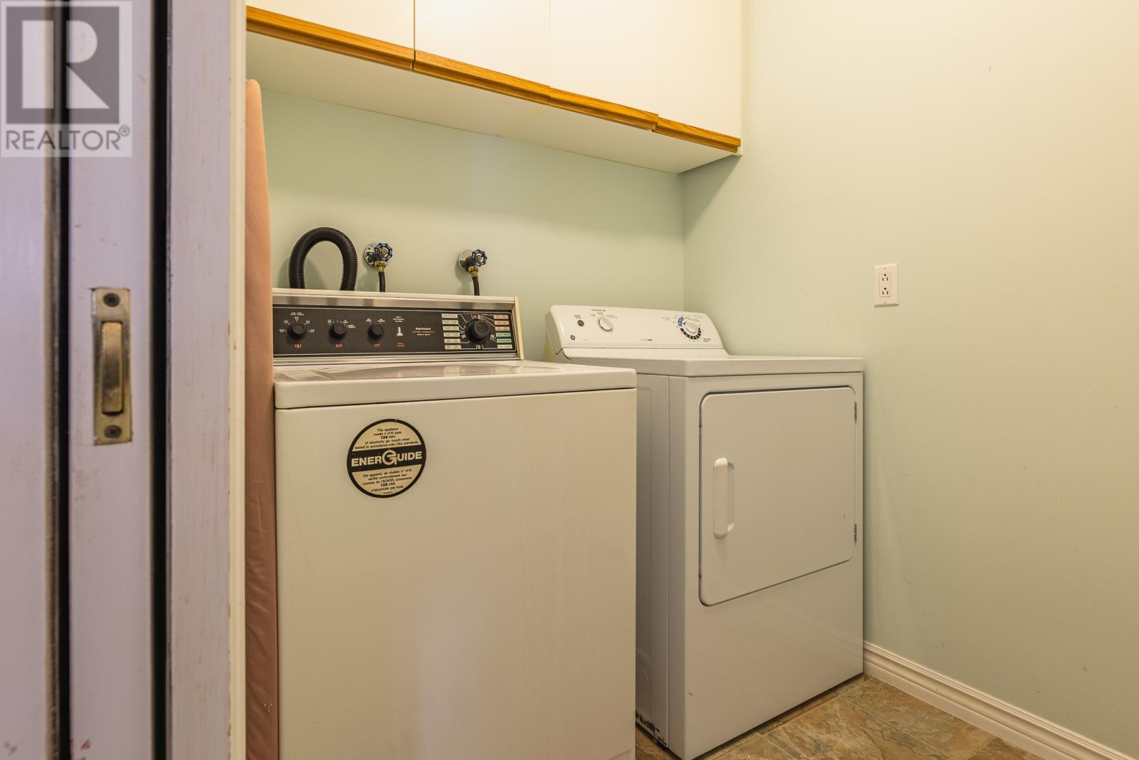 7 Viking Place Property Photo 12