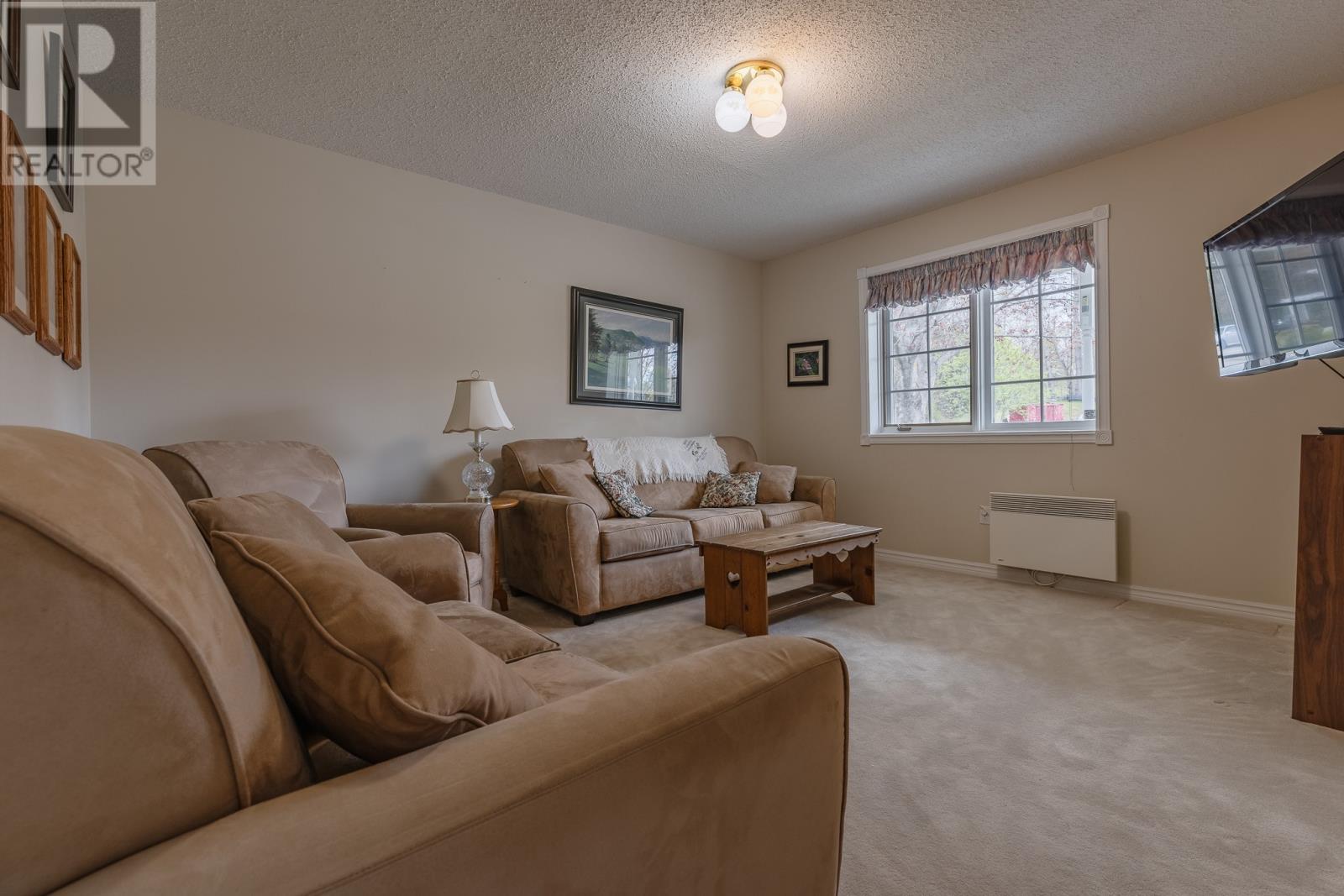 7 Viking Place Property Photo 17