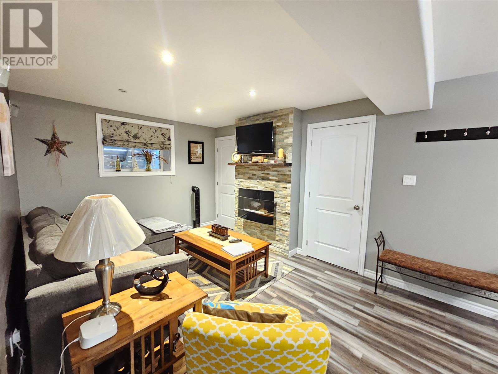 12 Long Road Property Photo 37