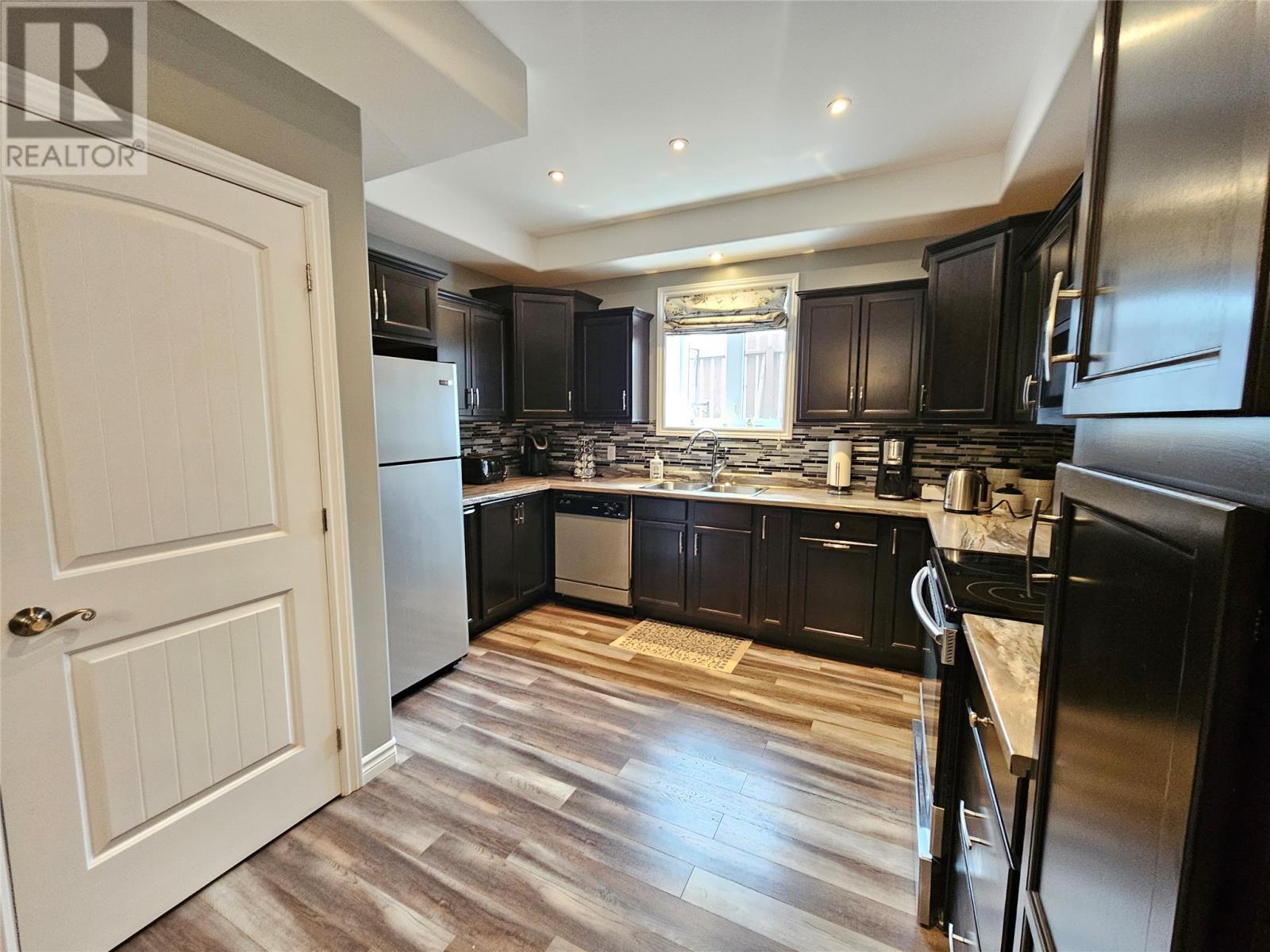 12 Long Road Property Photo 41