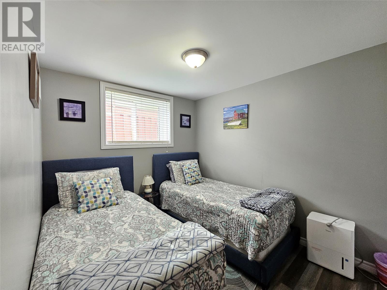 12 Long Road Property Photo 44