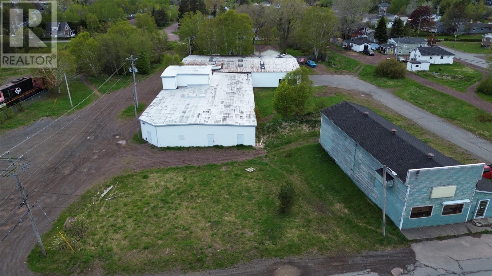 2 Cobbs Lane Property Photo 5
