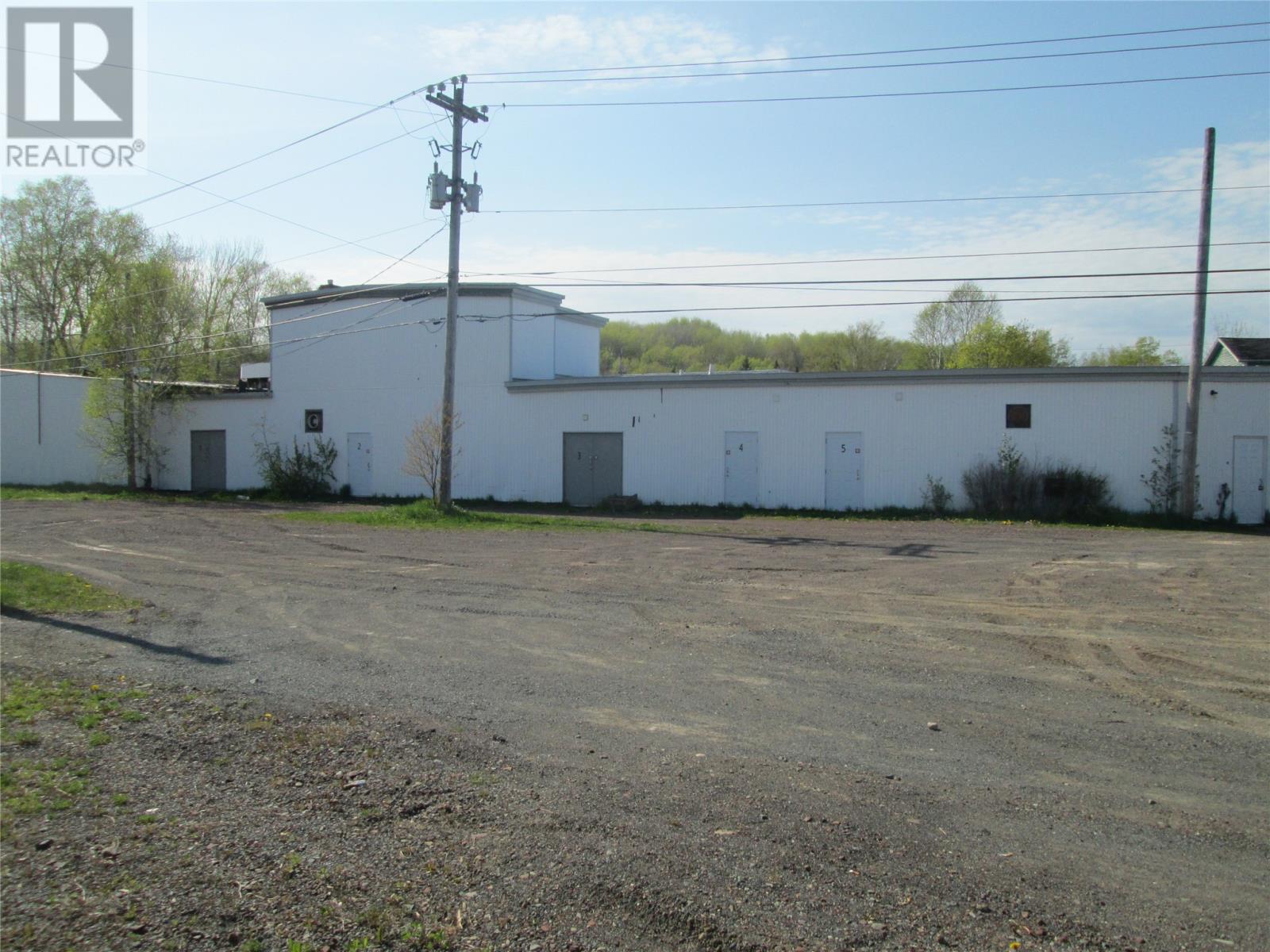 2 Cobbs Lane Property Photo 19