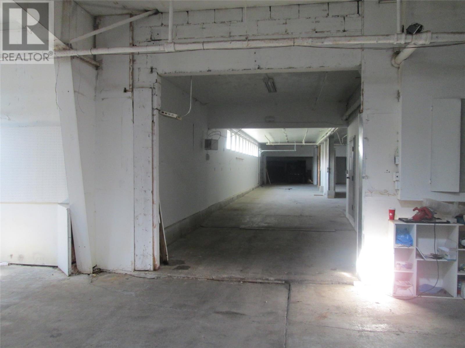 2 Cobbs Lane Property Photo 29
