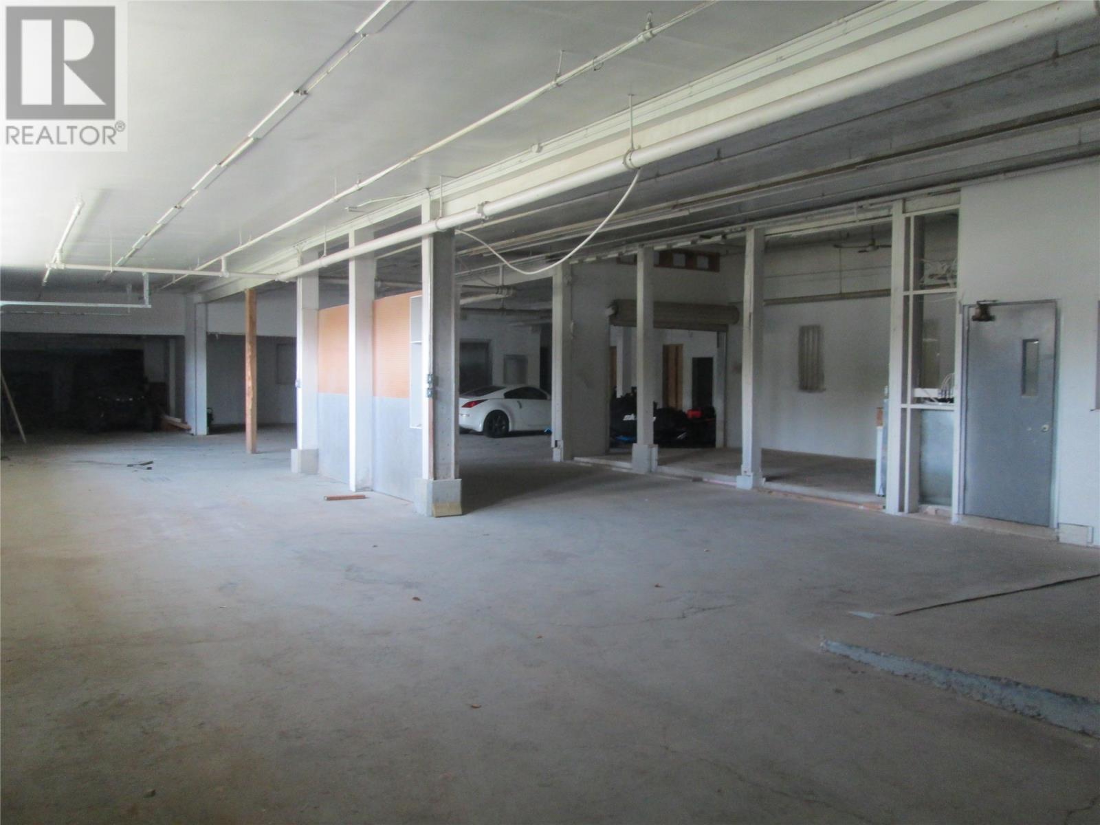 2 Cobbs Lane Property Photo 30