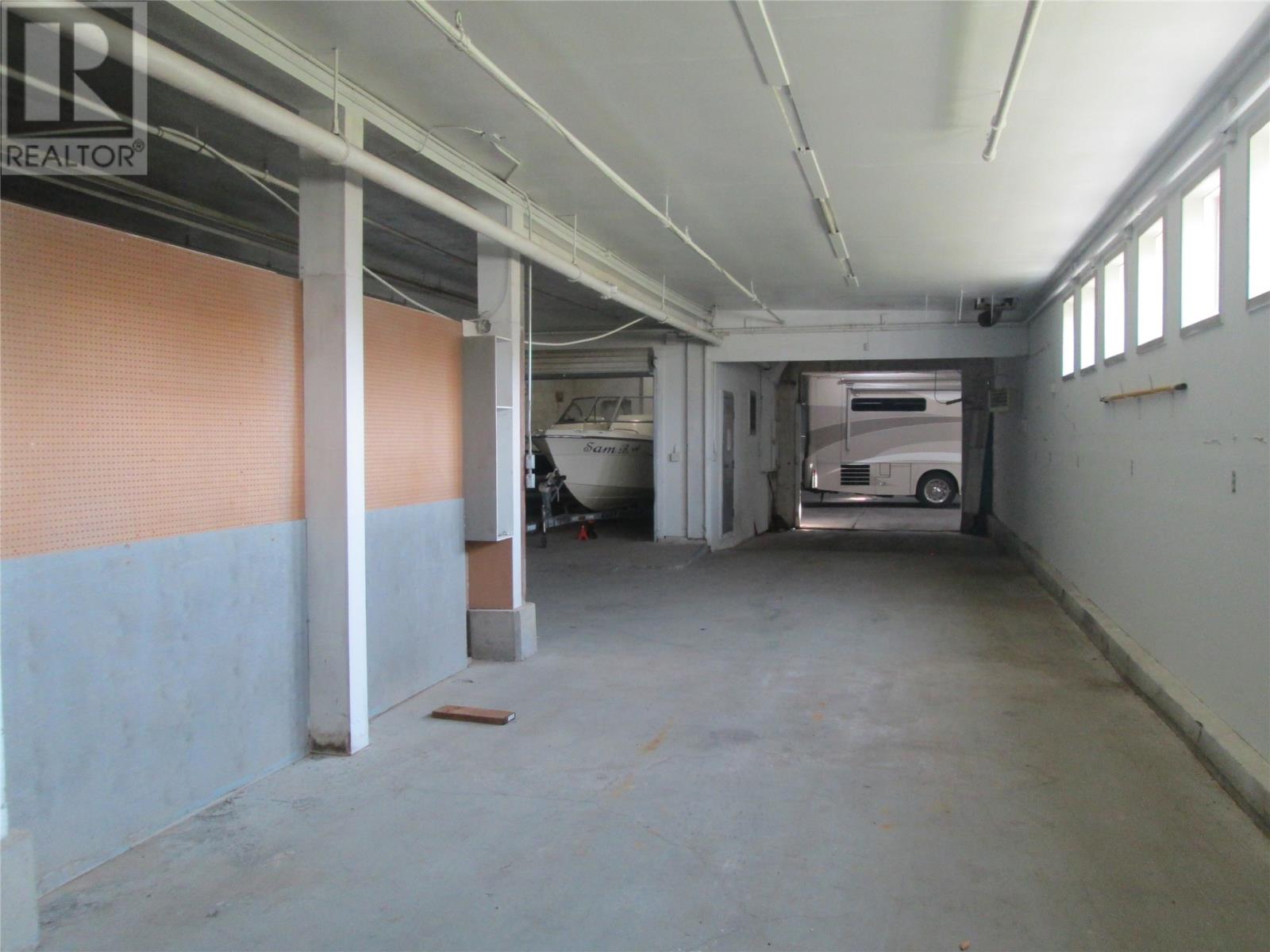 2 Cobbs Lane Property Photo 34