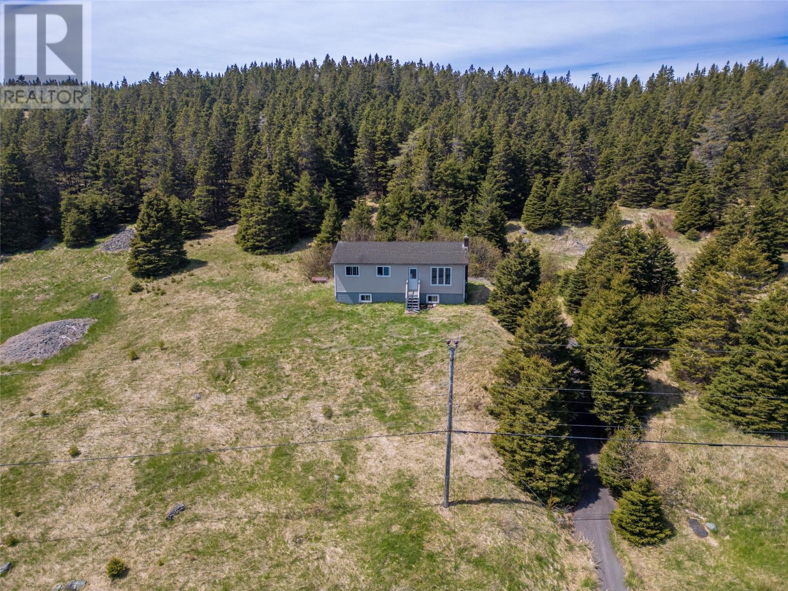 592 Main Road Property Photo 3