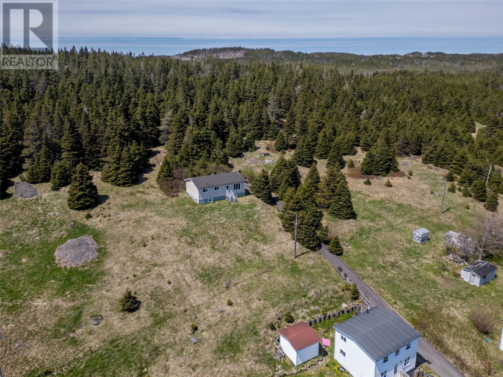592 Main Road Property Photo 5