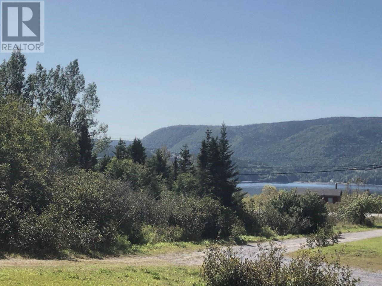 150 North Shore Highway Property Photo 2