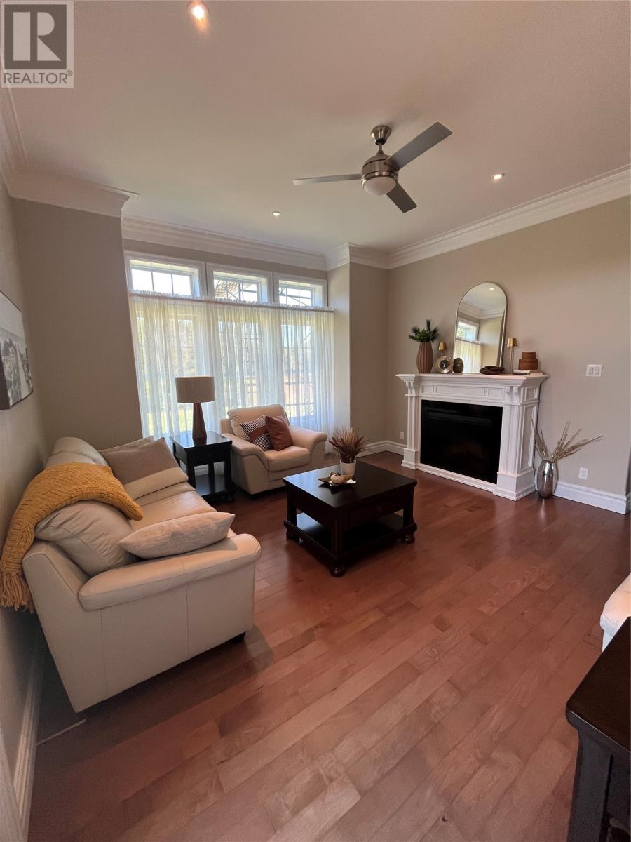 237 John Cabot Drive Property Photo 7