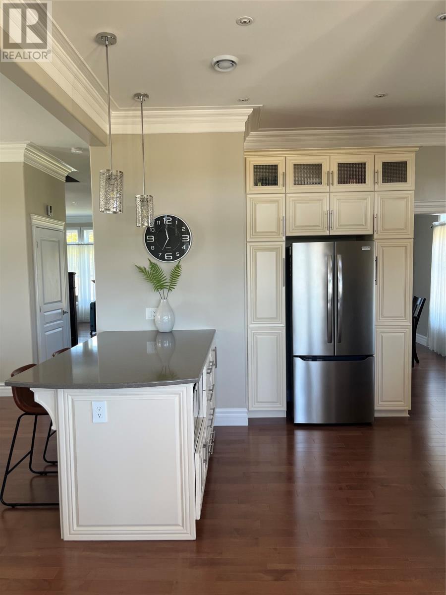 237 John Cabot Drive Property Photo 13