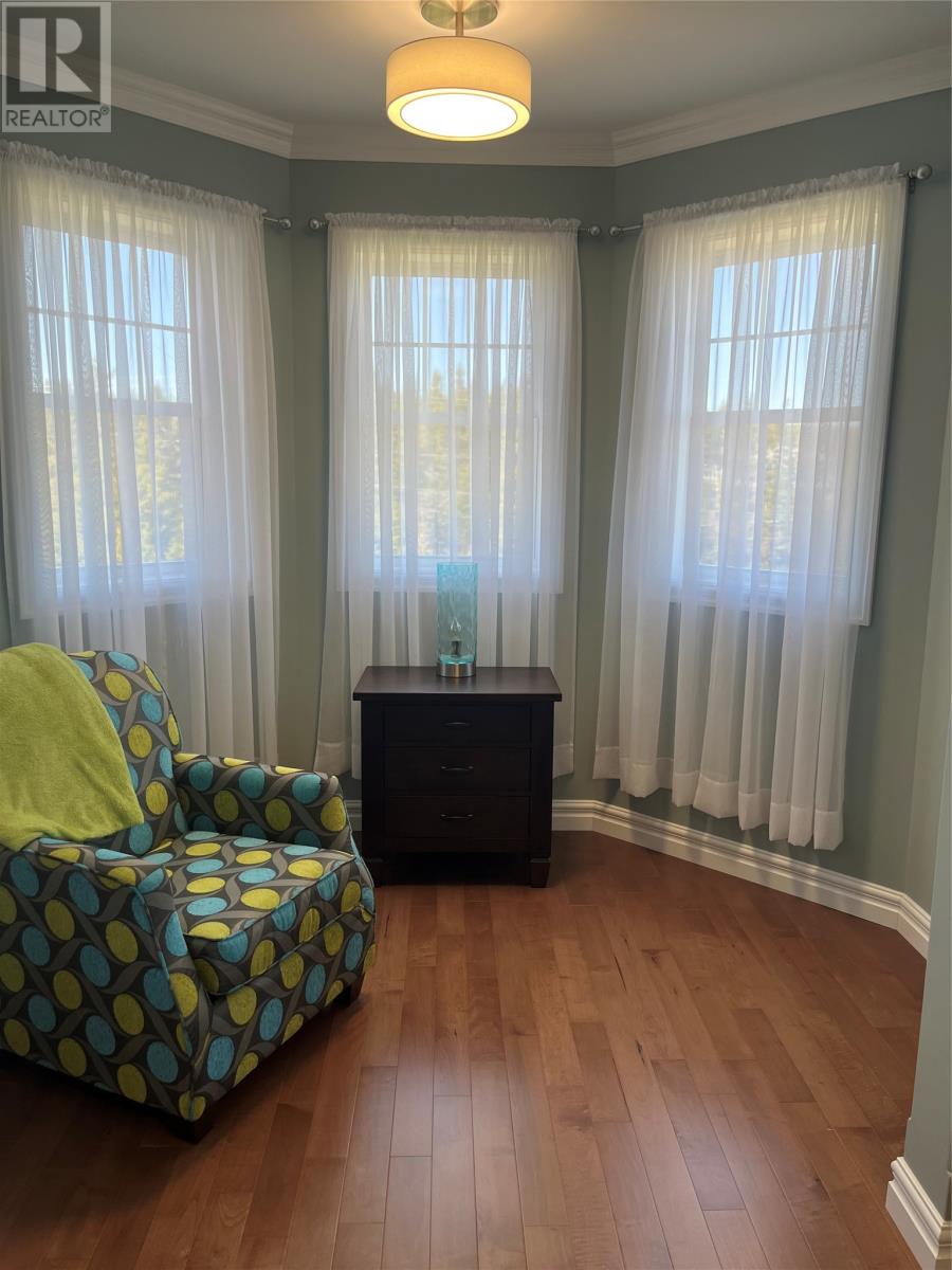 237 John Cabot Drive Property Photo 30