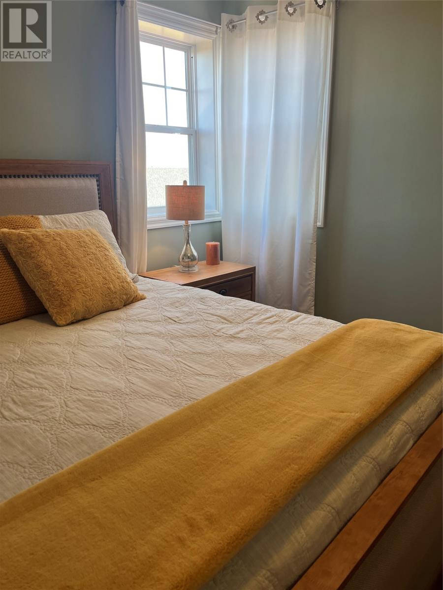 237 John Cabot Drive Property Photo 32