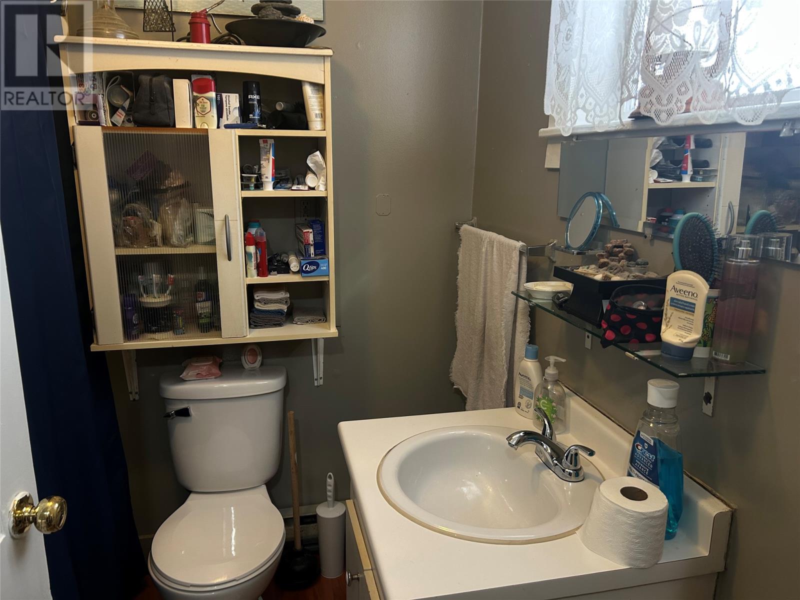 3-5 Roan Street Property Photo 5