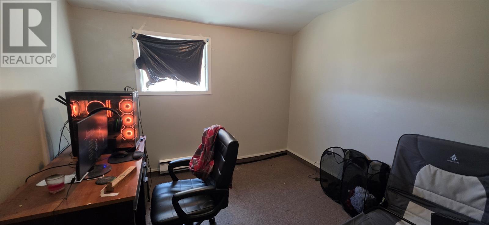 24 Water Street W Property Photo 8