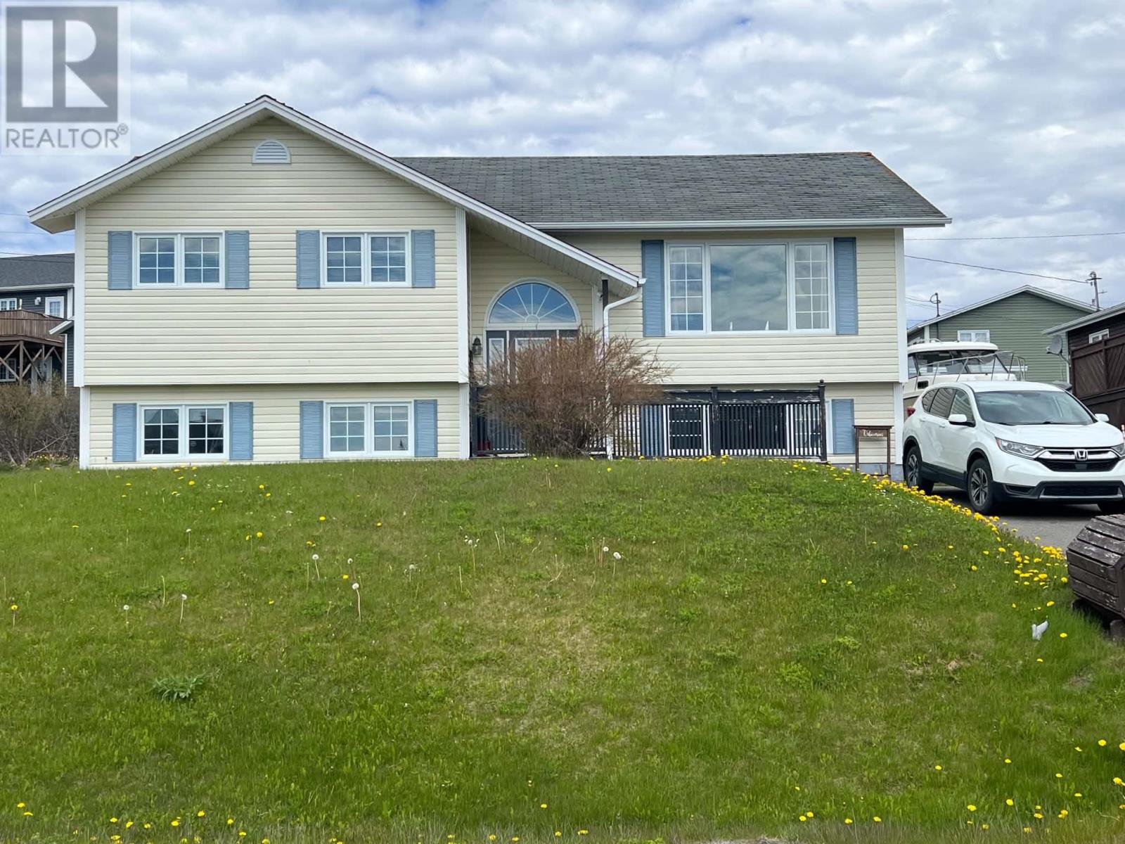 6 Harbourview Avenue Property Photo 1