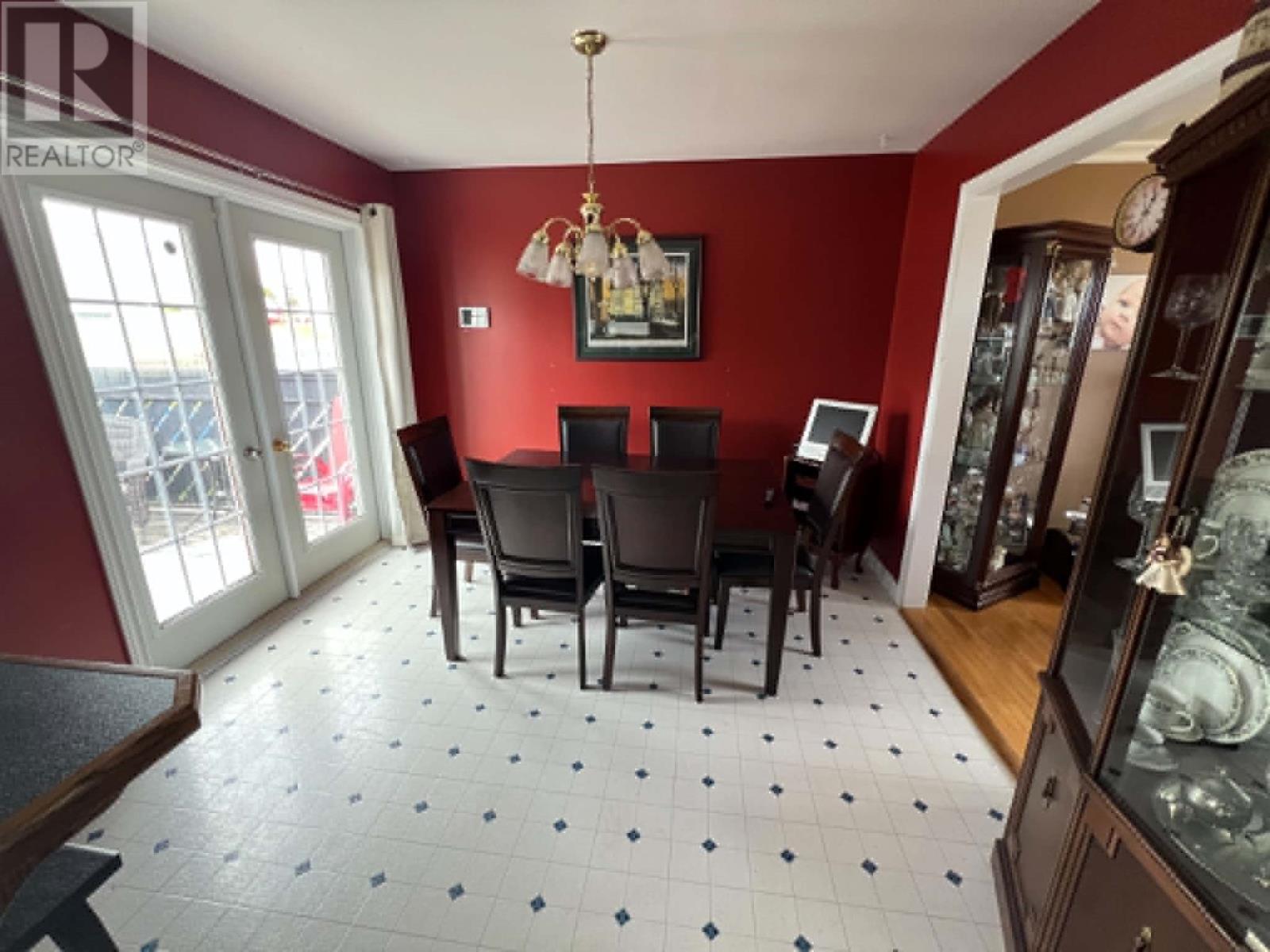 6 Harbourview Avenue Property Photo 8