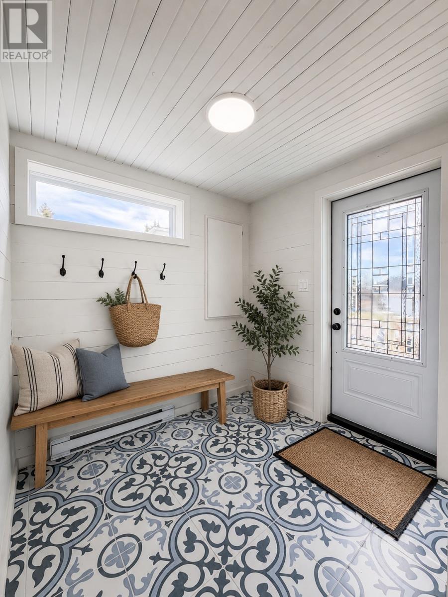 3 Parson's Point Property Photo 13