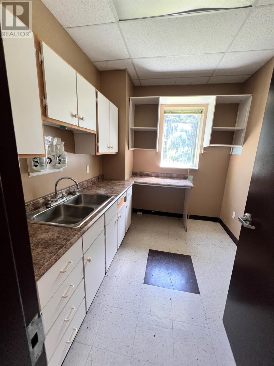 7-9 Roddick Crescent Property Photo 18