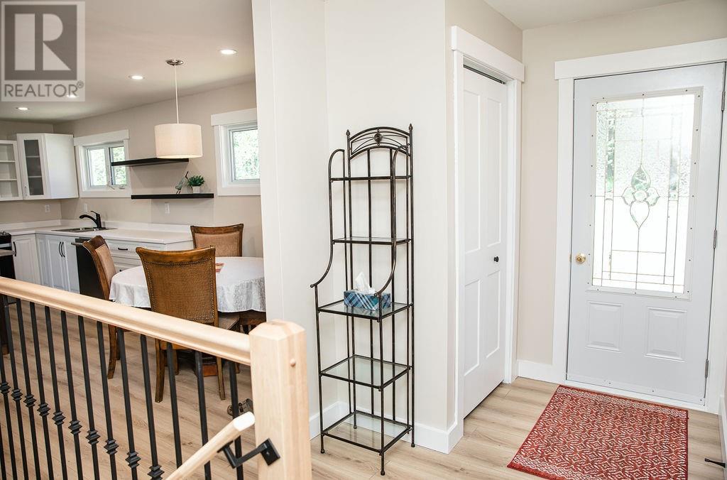 24 Cabot Lane Property Photo 7