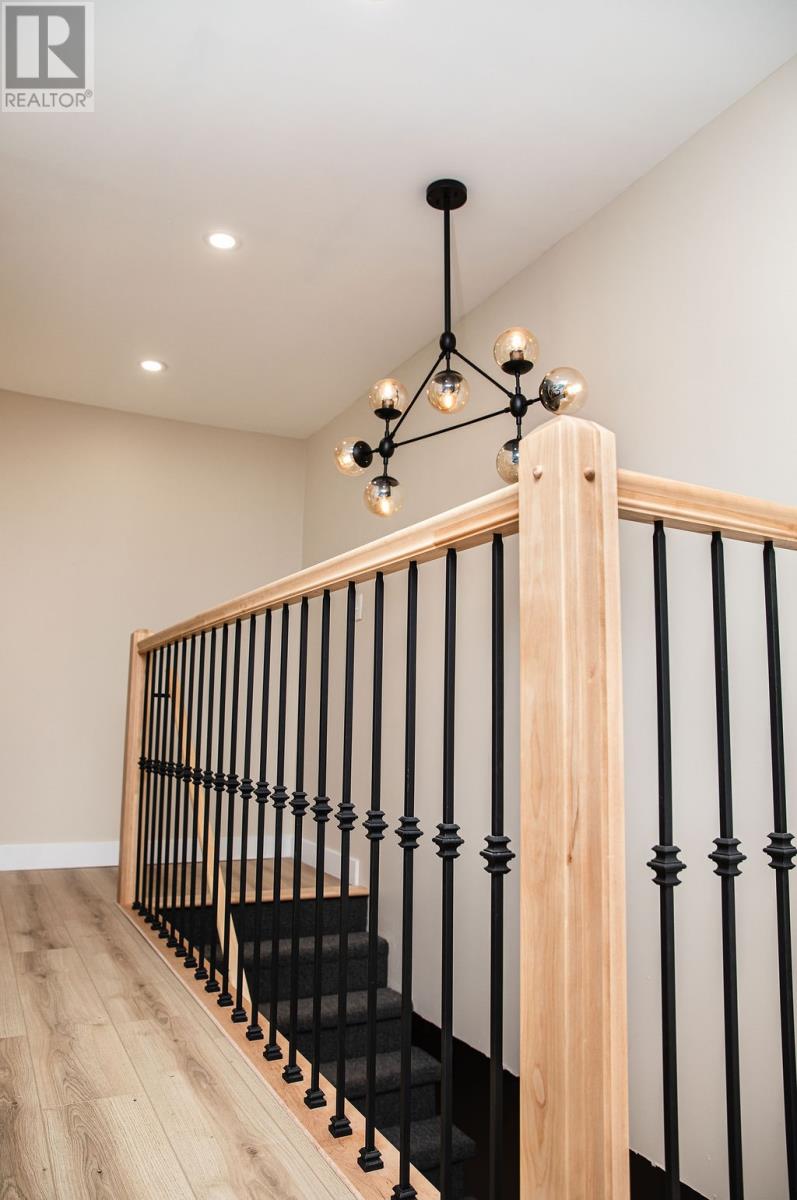 24 Cabot Lane Property Photo 8