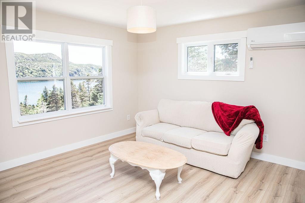 24 Cabot Lane Property Photo 16