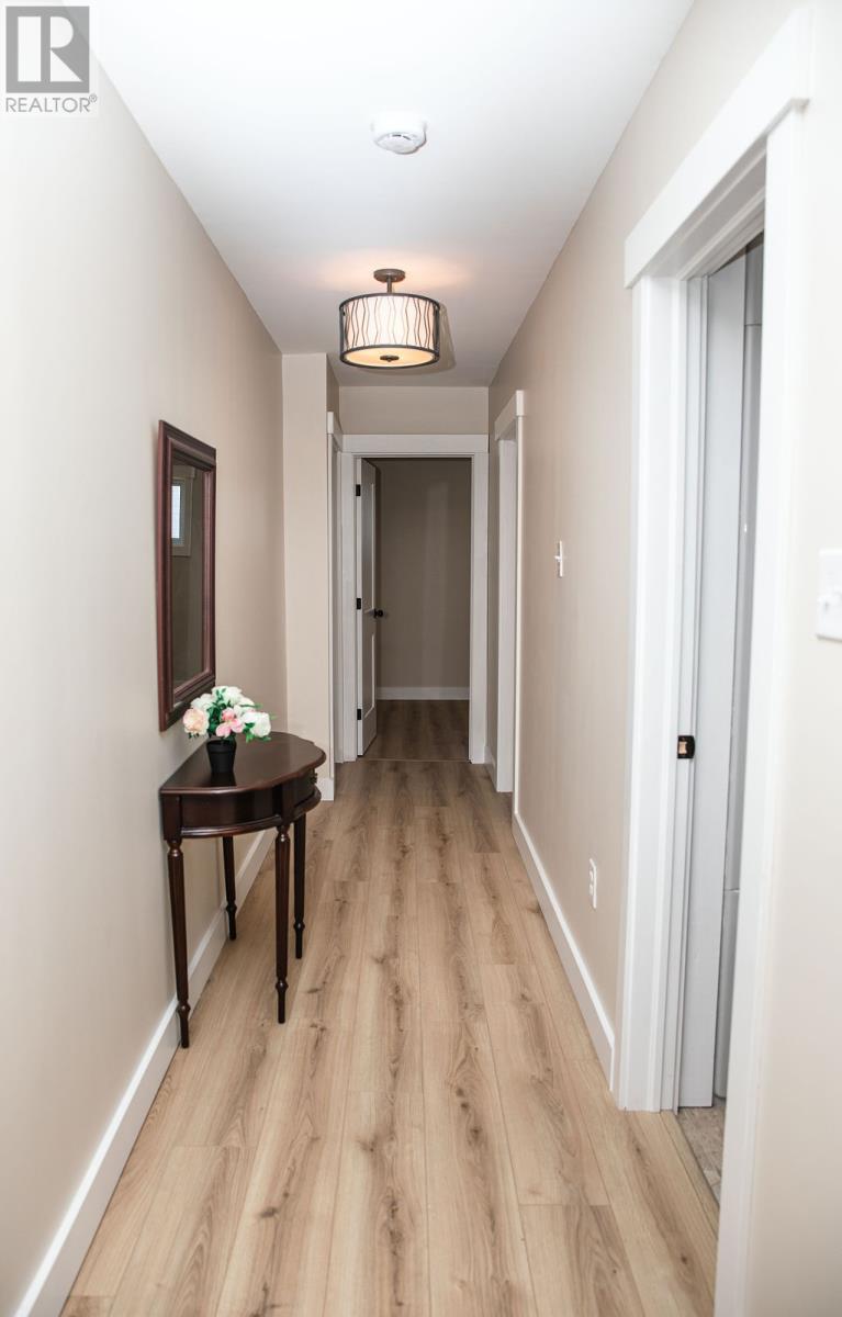 24 Cabot Lane Property Photo 17