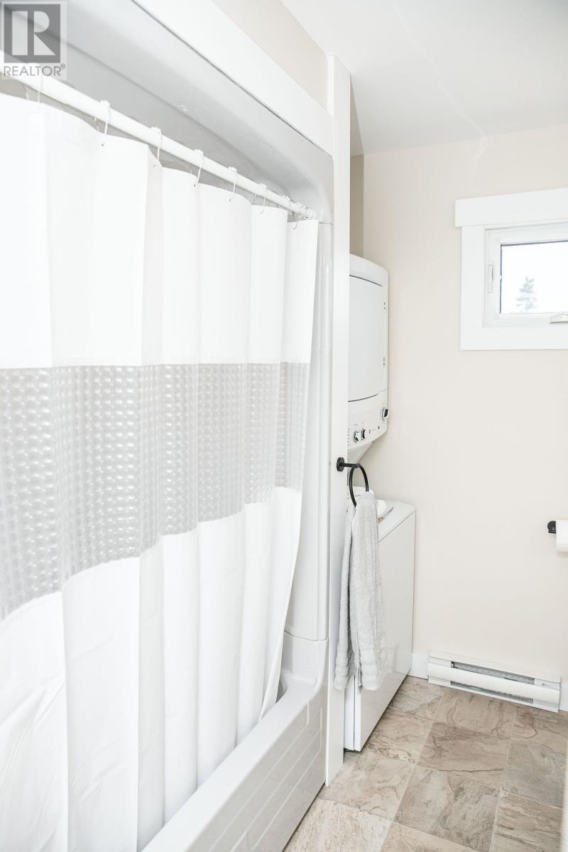 24 Cabot Lane Property Photo 18