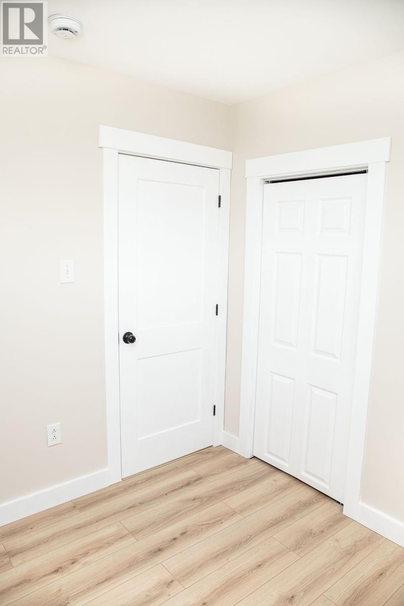 24 Cabot Lane Property Photo 22