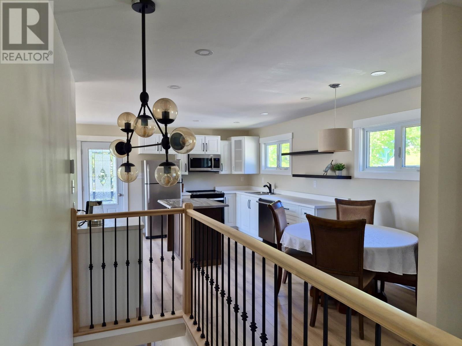 24 Cabot Lane Property Photo 30