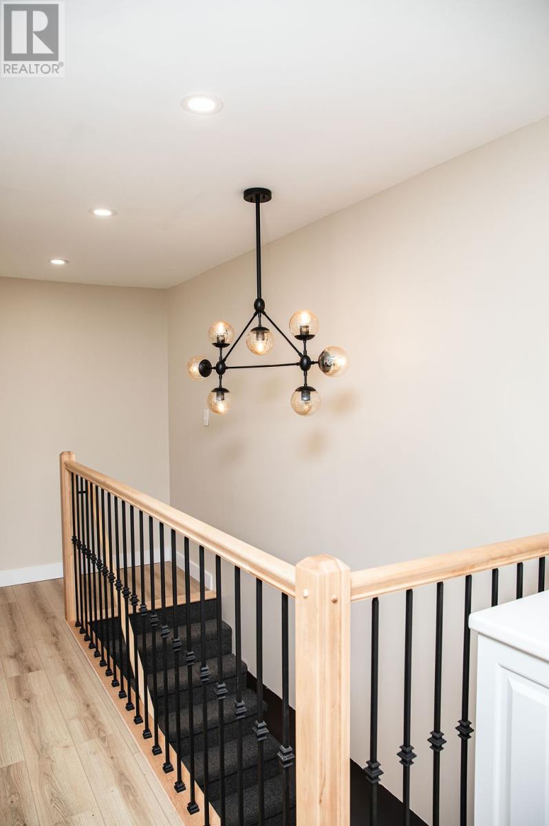 24 Cabot Lane Property Photo 31