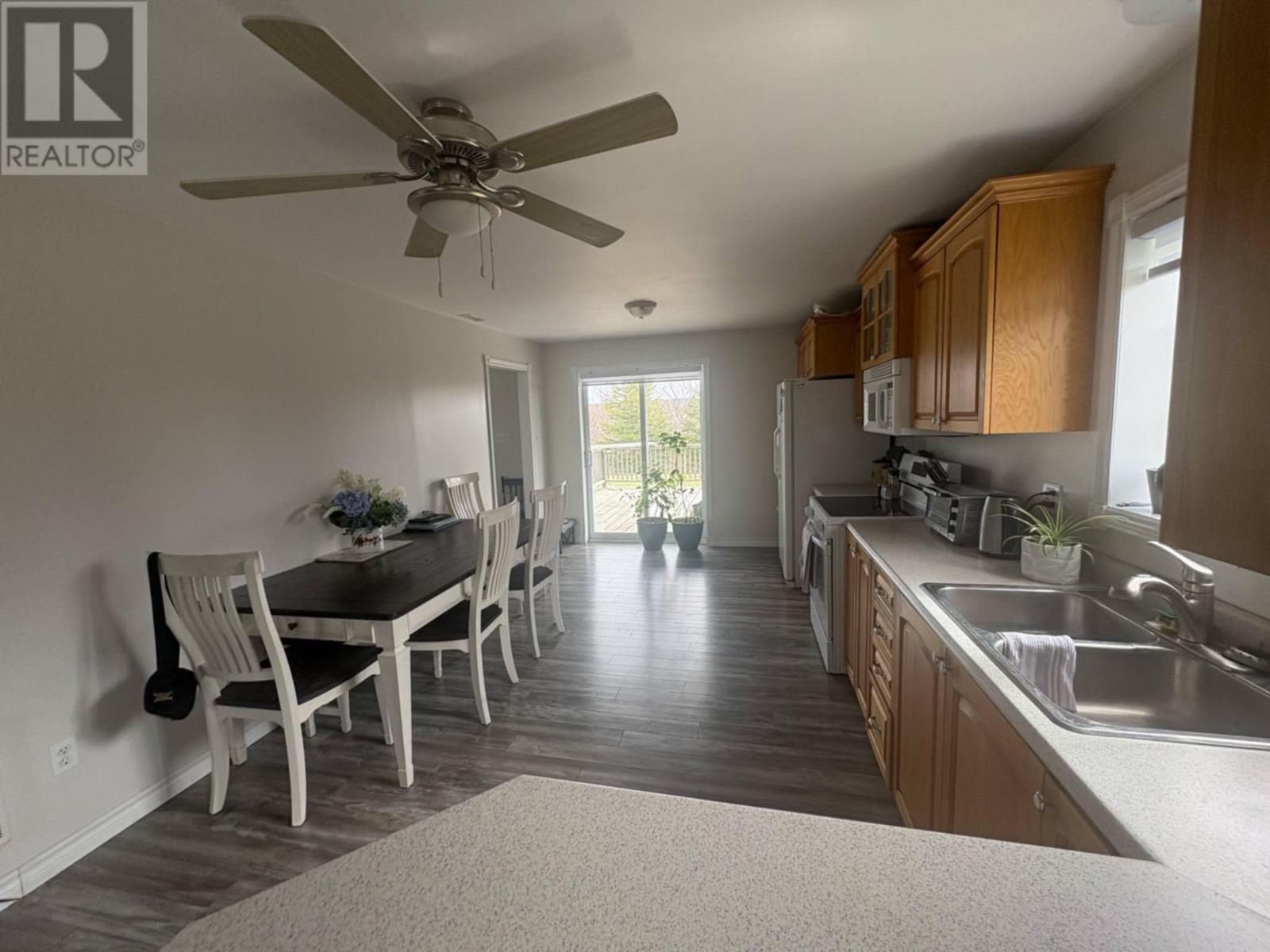 29 Harbourview Drive Property Photo 15