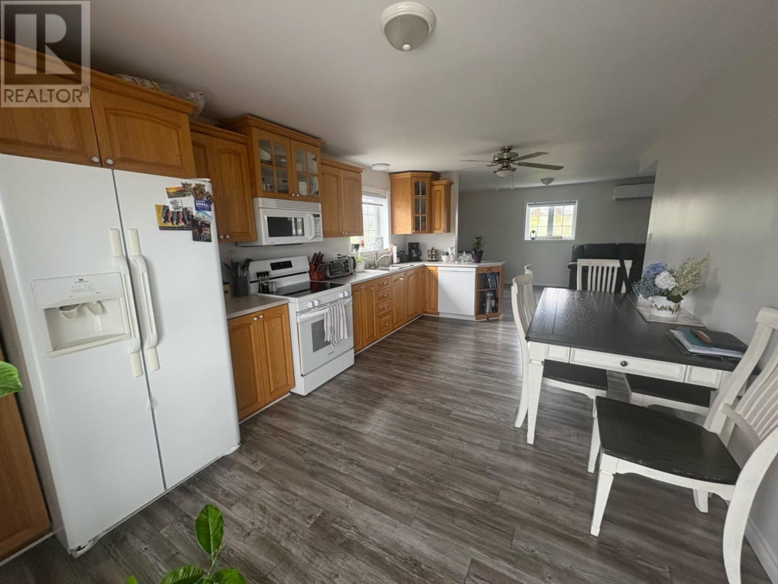 29 Harbourview Drive Property Photo 19