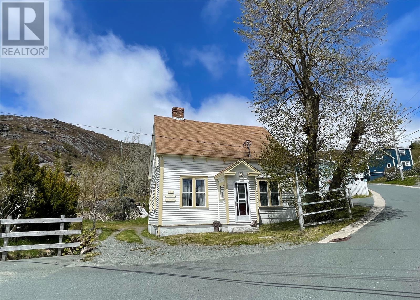 41 Skinners Hill Property Photo 2