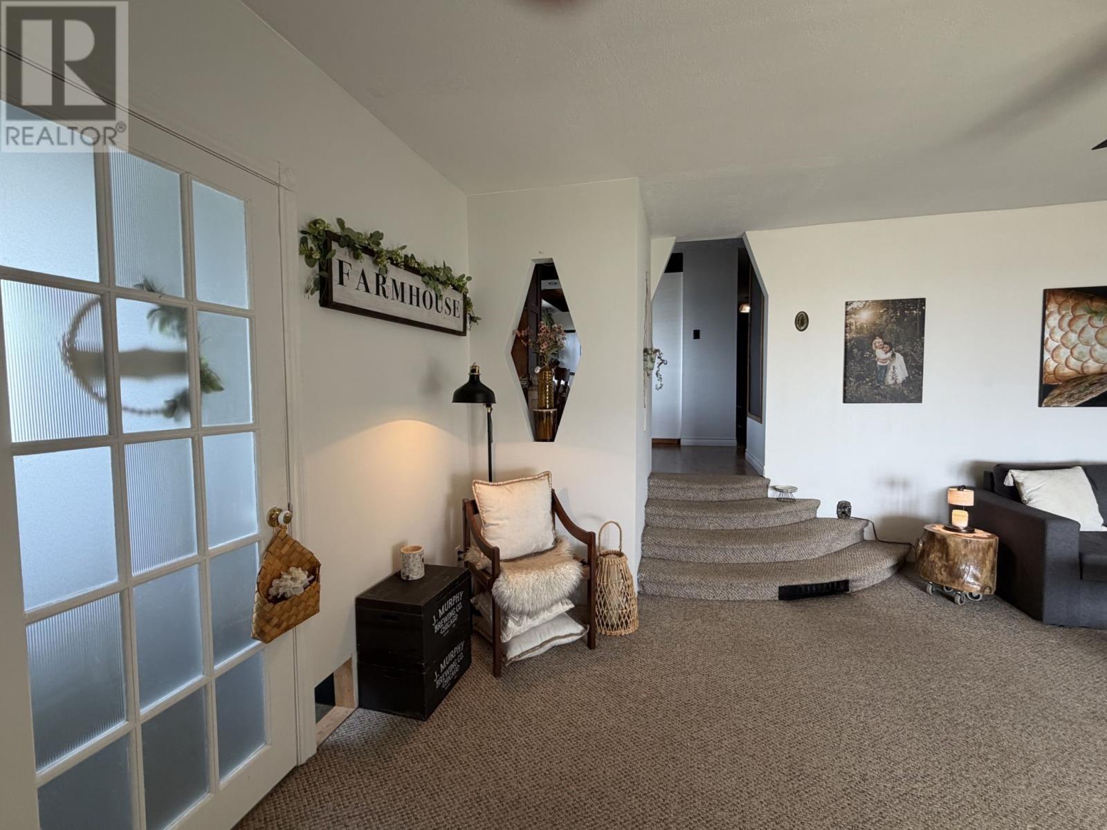 10 Seaview Drive Property Photo 8