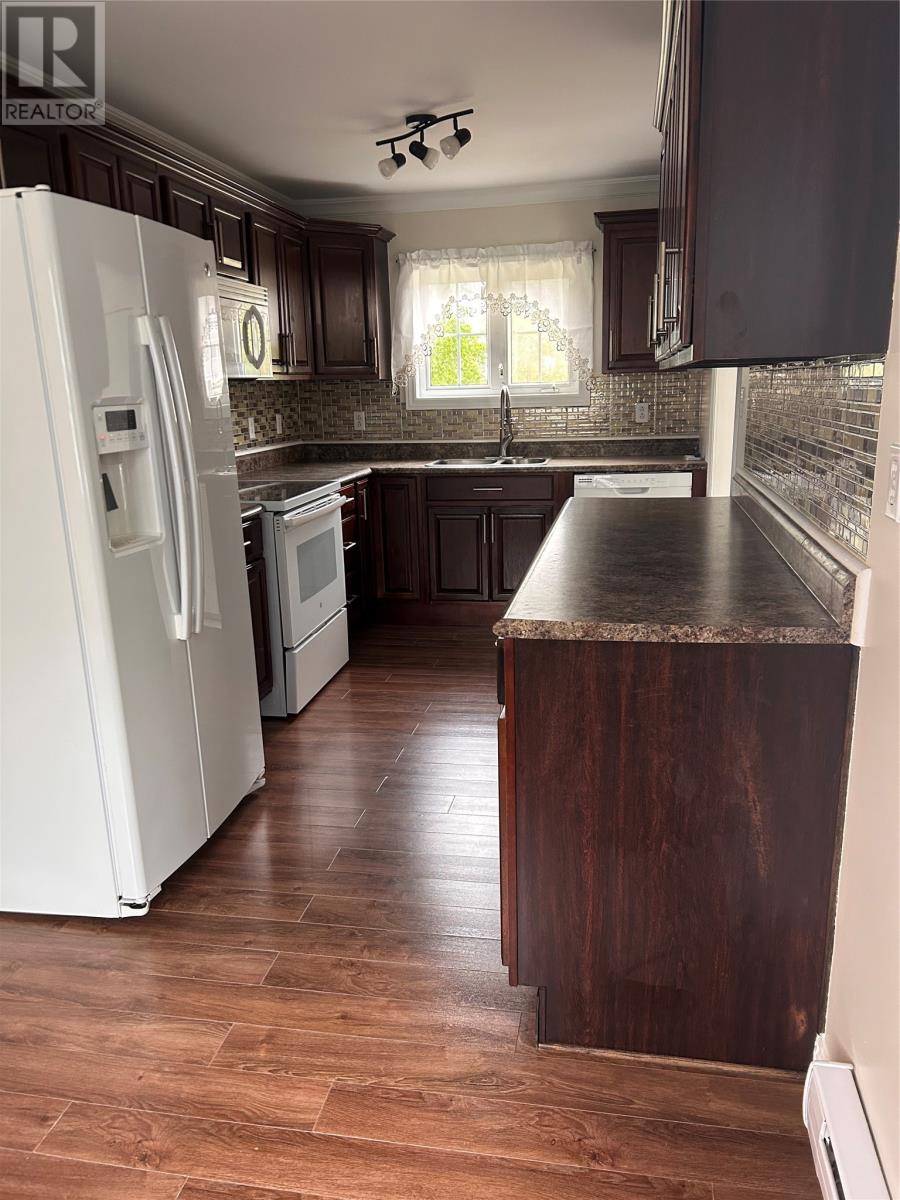 20 Pleasant Street Property Photo 3