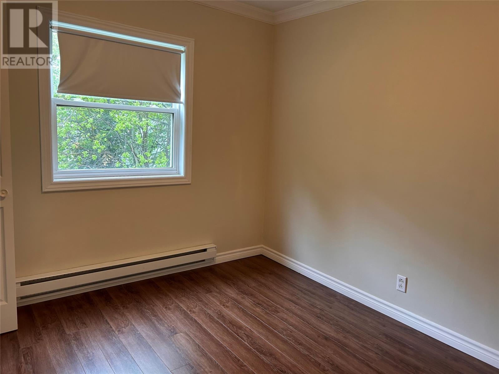 20 Pleasant Street Property Photo 9