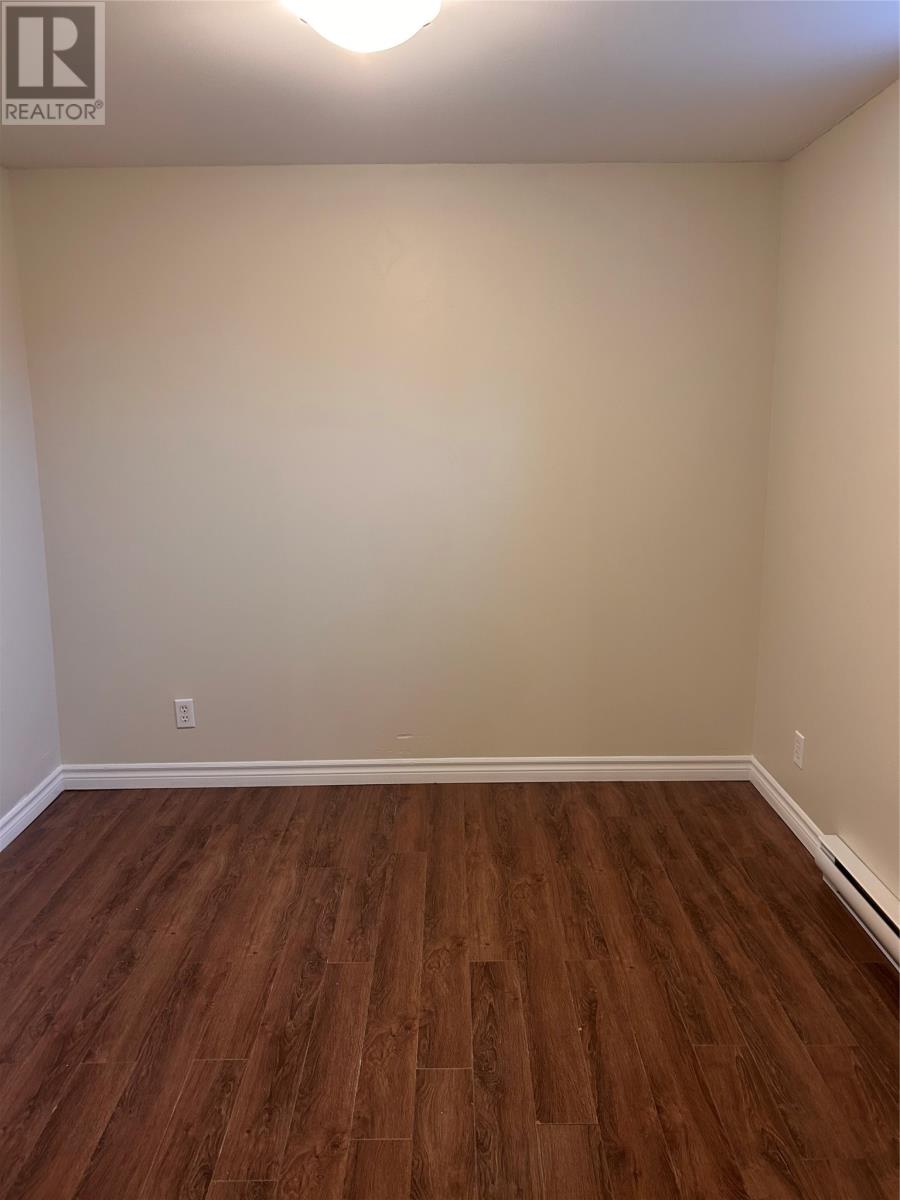 20 Pleasant Street Property Photo 16