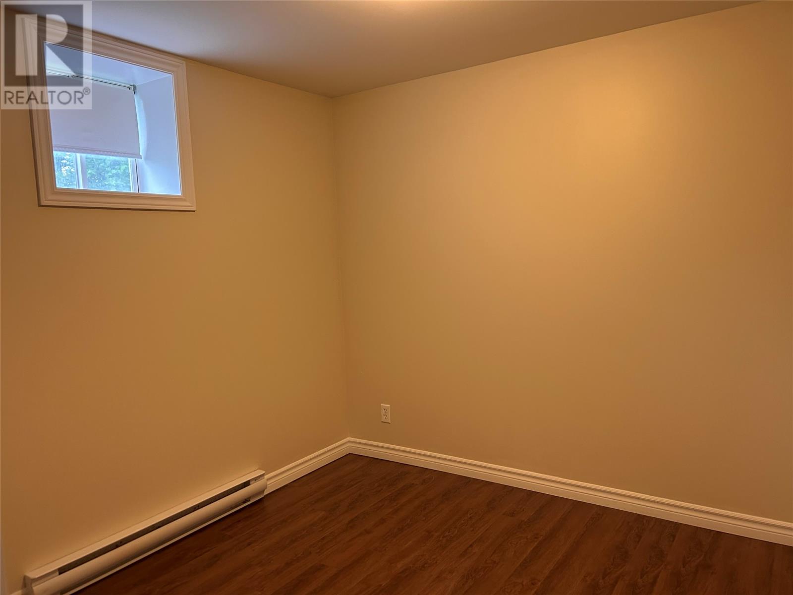 20 Pleasant Street Property Photo 17
