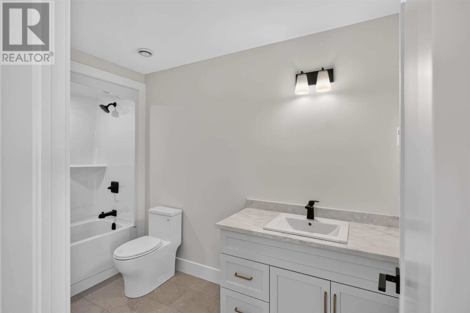 99 Trenton Drive Property Photo 24