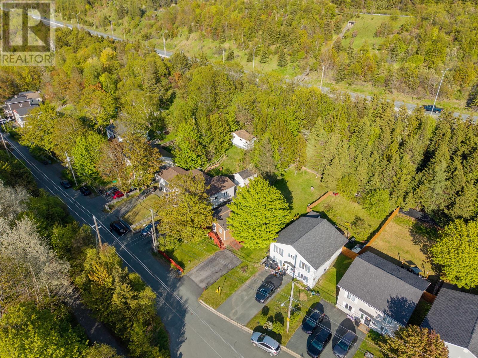 41 Hillview Drive Property Photo 12