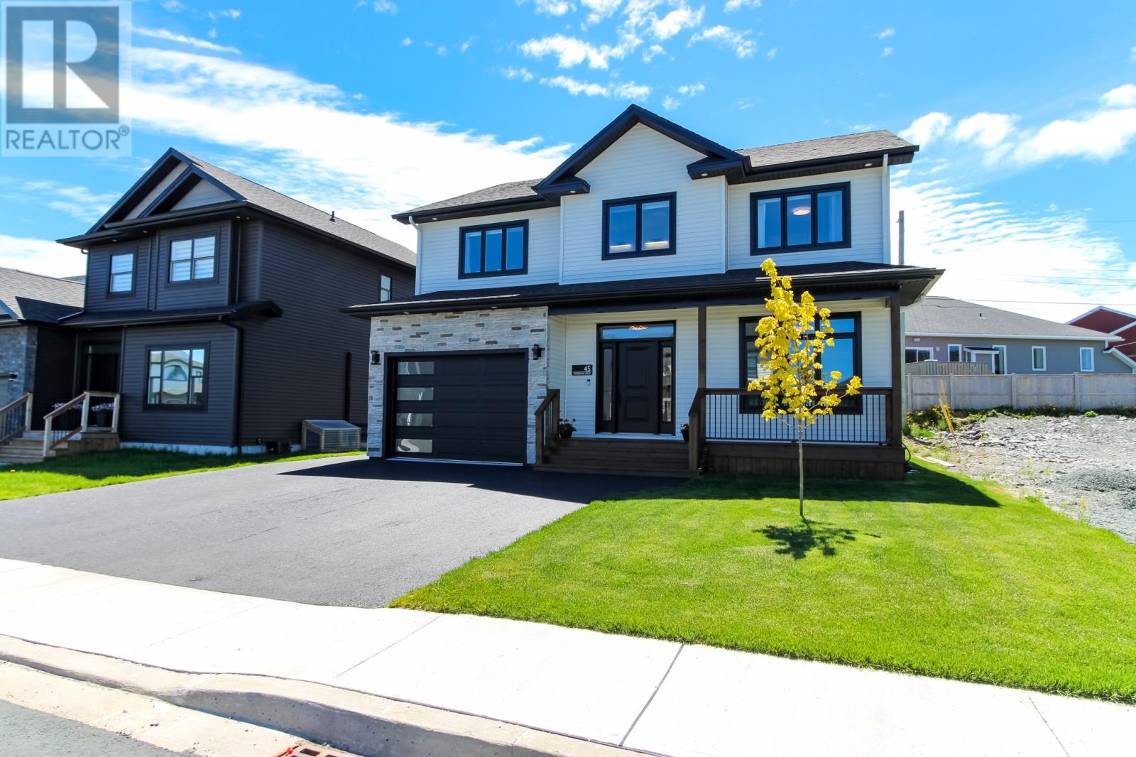 45 Pepperwood Drive Property Photo 1