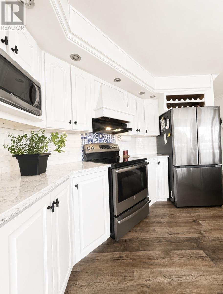 16 Jean D'arc Place Property Photo 10