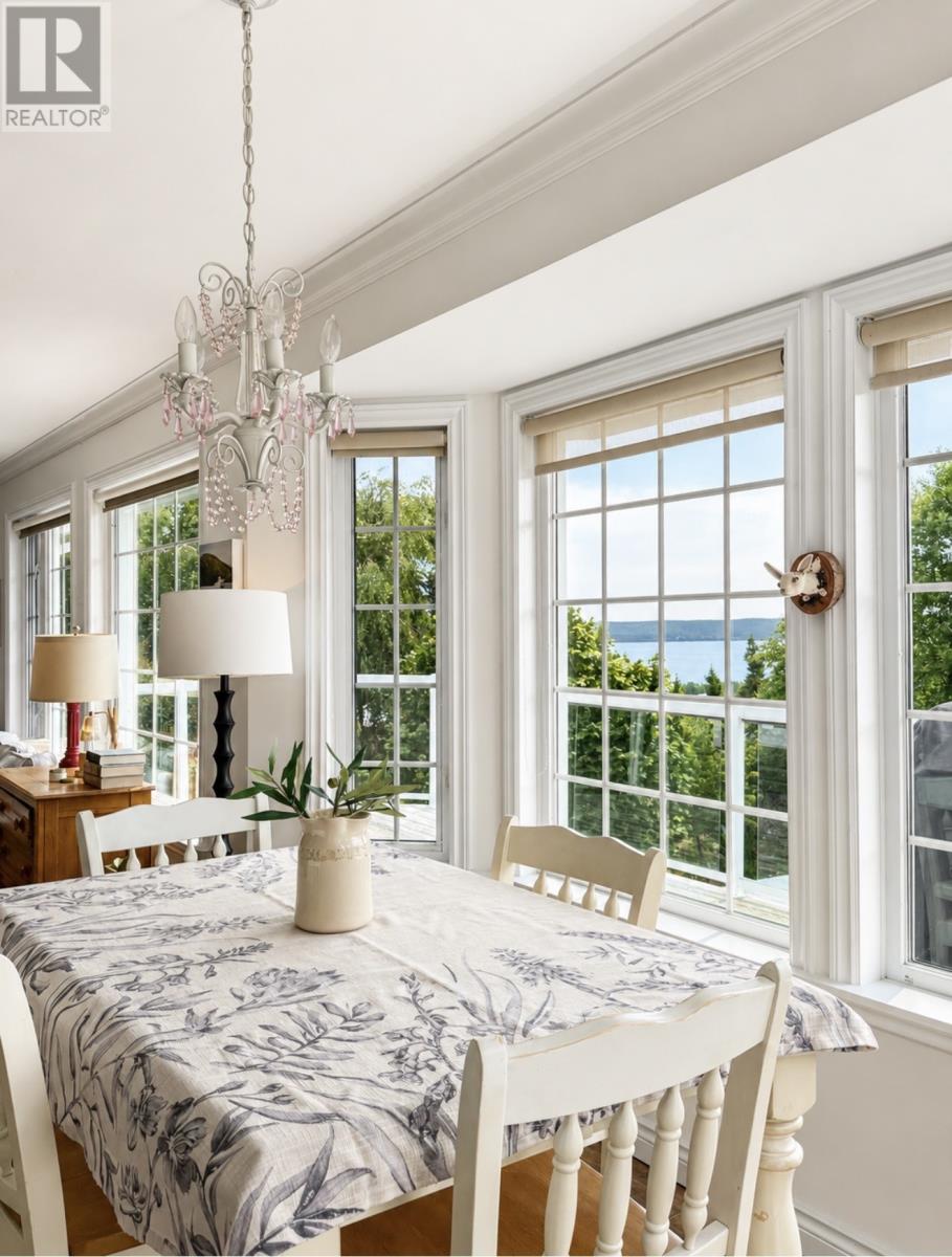 16 Jean D'arc Place Property Photo 12
