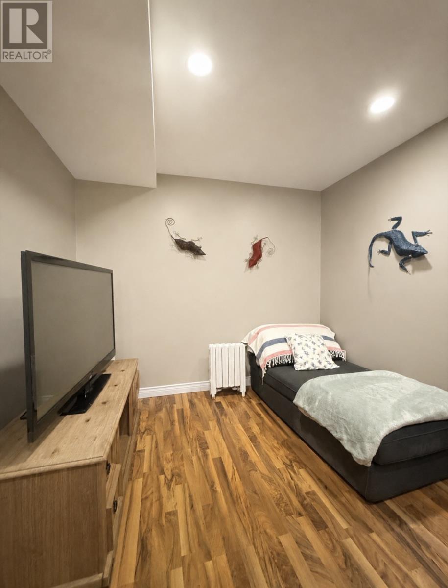 16 Jean D'arc Place Property Photo 29