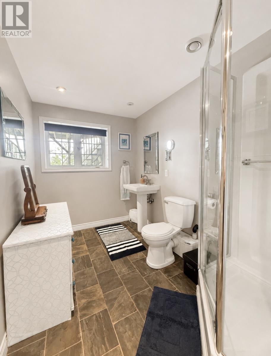 16 Jean D'arc Place Property Photo 32